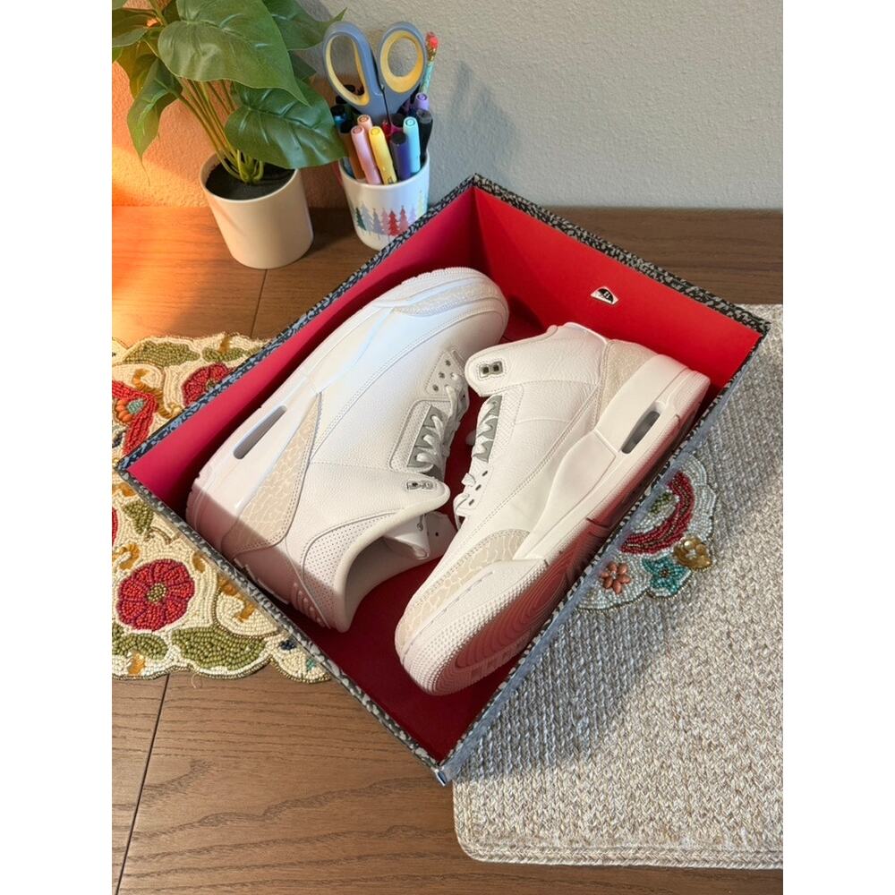 Jordan 3 Retro Pure Money 2025 White Metallic Silver Craft Ivory CT8532 111 - Picture 7 of 9